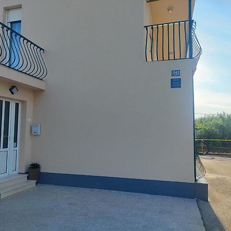 Anamaria Apartment Kastela Exterior photo